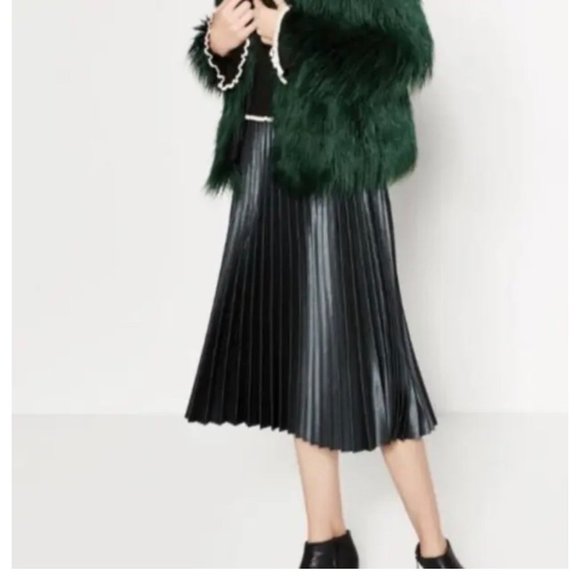 ZARA Woman Black Metallic Micro Pleated Accordian Midi Skirt Size S - Picture 2 of 7